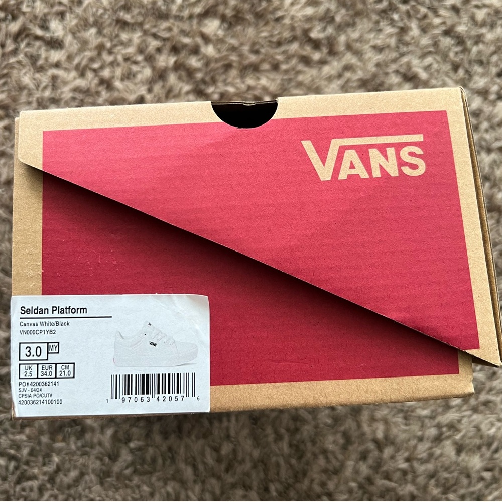 White Vans Seldan Platform shoes girls size 3y and 4y - Picture 6 of 8
